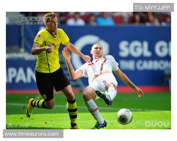 耐克足球明星阵容揭秘：全球顶尖球员如何塑造品牌传奇